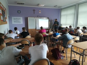 Zajęcia o gen. Władysławie Sikorskim w Szkole Podstawowej nr 17