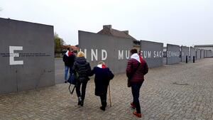 Miejsce Pamięci i Muzeum Sachsenhausen. Uczestnicy Wyjazdu Pamięci rozpoczynają swoją podróż śladami polskich ofiar niemieckich obozów koncentracyjnych