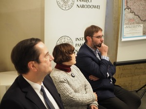 Dr hab. Konrad Białecki, Aleksandra Pietrowicz i dr hab. Piotr Gołdyn. Fot. Marta Szczesiak-Ślusarek