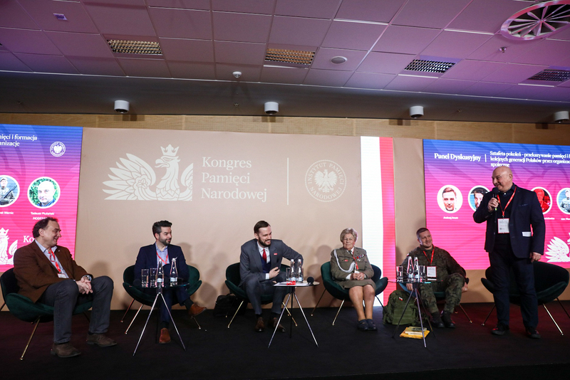 Panel dyskusyjny „Sztafeta pokoleń - przekazywanie pamięci i formacja kolejnych generacji Polaków przez organizacje społeczne” – Warszawa, 15 kwietnia 2023. Fot. Sławek Kasper (IPN)