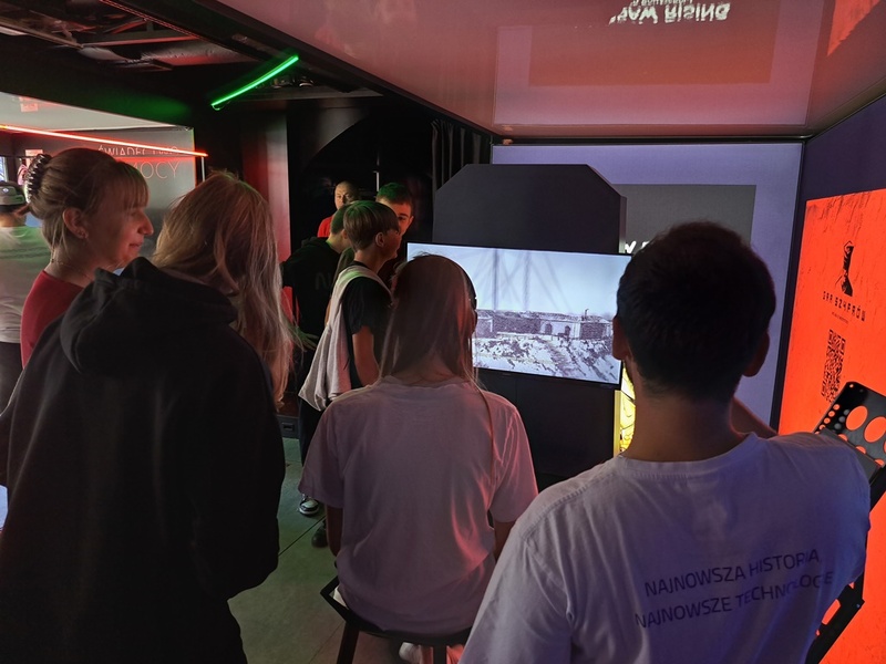 Mobilny Przystanek Historia Przyszłości w Sławie. Fot. Marta Sankiewicz (IPN)