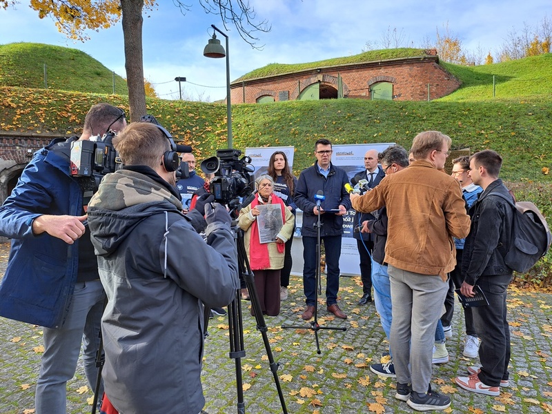 Konferencja prasowa na temat projektu IPN „Straty osobowe i ofiary represji pod okupacją niemiecką w latach 1939–1945” – Poznań, 31 października 2024. Fot. Marta Sankiewicz (IPN)