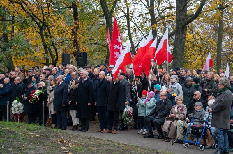 Odsłonięcie Pomnika Wypędzonych Wielkopolan. Fot. Urząd Miasta Poznania