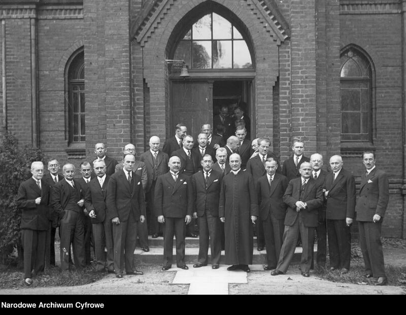 Fot. NAC: Uroczystość poświęcenia Kliniki Ortopedycznej na Wydziale Lekarskim Uniwersytetu Poznańskiego 19 października 1935 r.