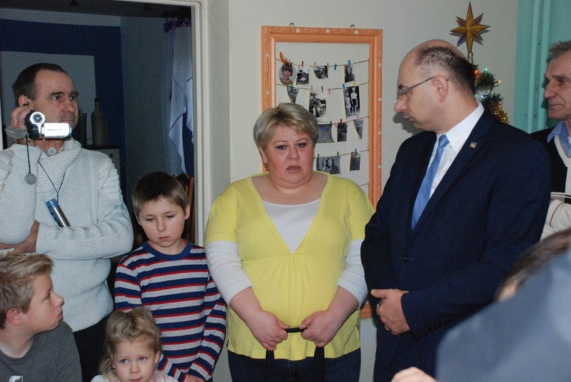 Uroczystość zgromadziła rodzinę uhonorowanych Państwa Kurpielów