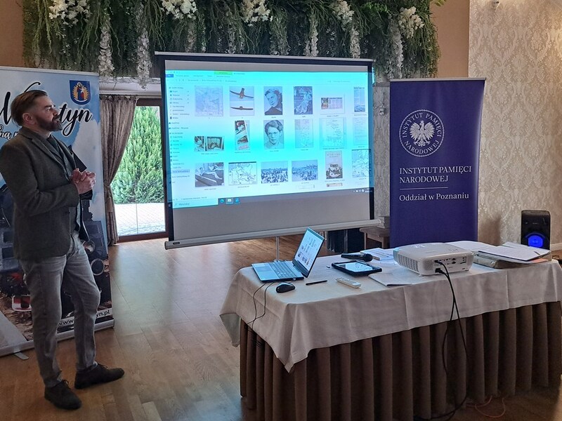 Prelekcja regionalisty Marka Grzelki. Fot. Marta Sankiewicz (IPN)