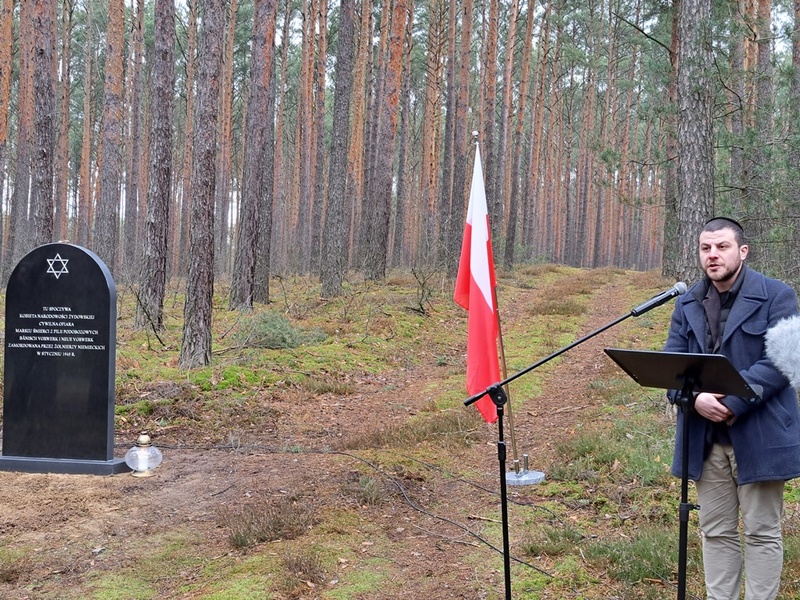 Abraham Hayman z synagogi Nożyki w Warszawie. Fot. Marta Sankiewicz (IPN)