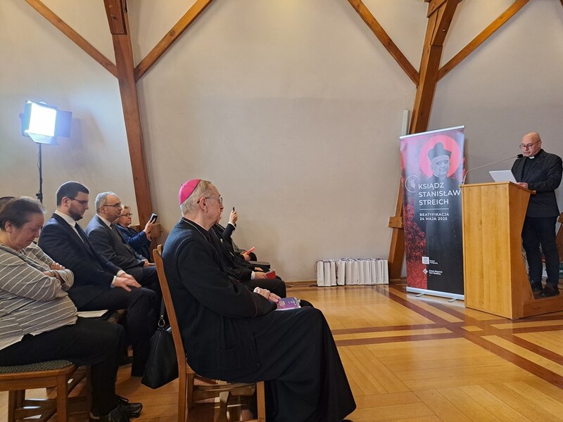 Sympozjum „Ks. Stanisław Streich – duszpasterz i męczennik”. Fot. Marta Sankiewicz (IPN)