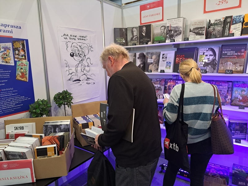 Wydawnictwo IPN na Poznańskich Targach Książki. Fot. Marta Sankiewicz (IPN)