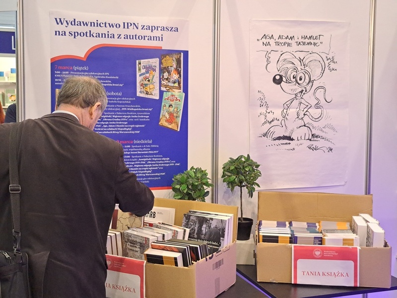 Wydawnictwo IPN na Poznańskich Targach Książki. Fot. Marta Sankiewicz (IPN)