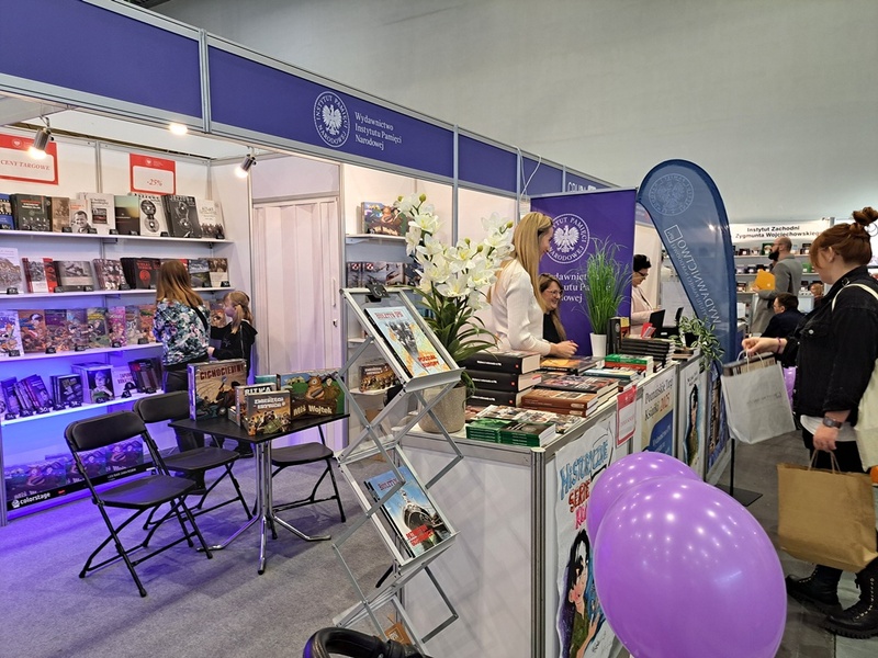 Wydawnictwo IPN na Poznańskich Targach Książki. Fot. Marta Sankiewicz (IPN)
