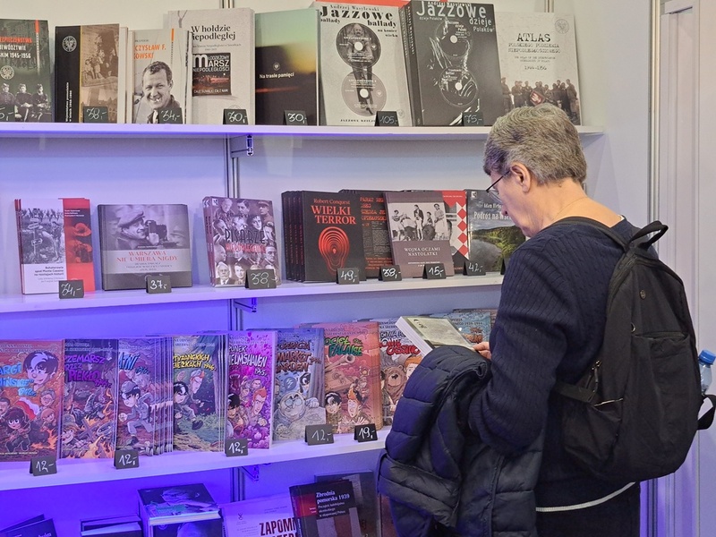 Wydawnictwo IPN na Poznańskich Targach Książki. Fot. Marta Sankiewicz (IPN)