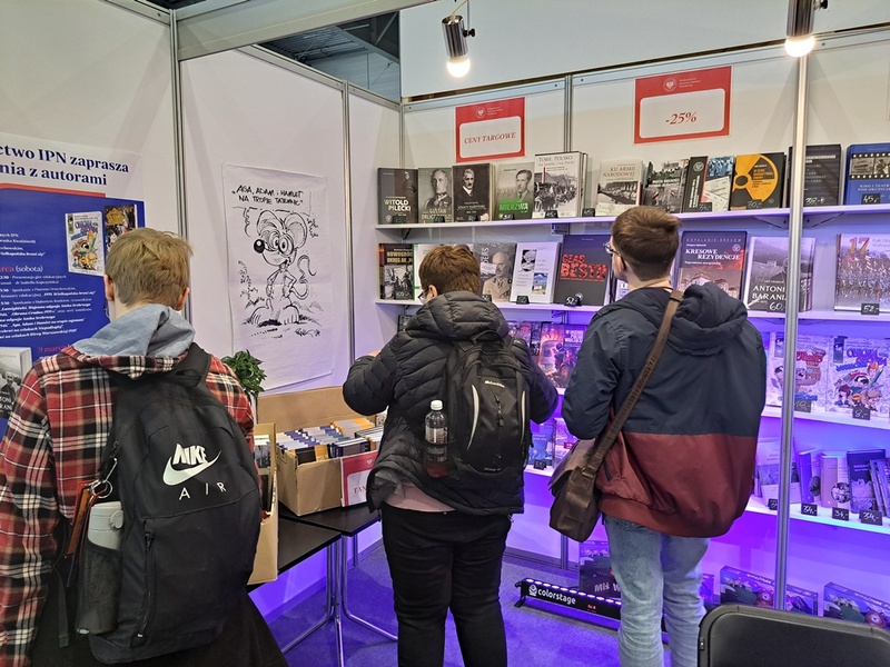 Wydawnictwo IPN na Poznańskich Targach Książki. Fot. Marta Sankiewicz (IPN)