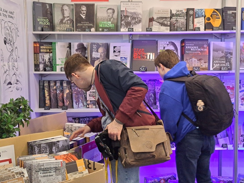 Wydawnictwo IPN na Poznańskich Targach Książki. Fot. Marta Sankiewicz (IPN)