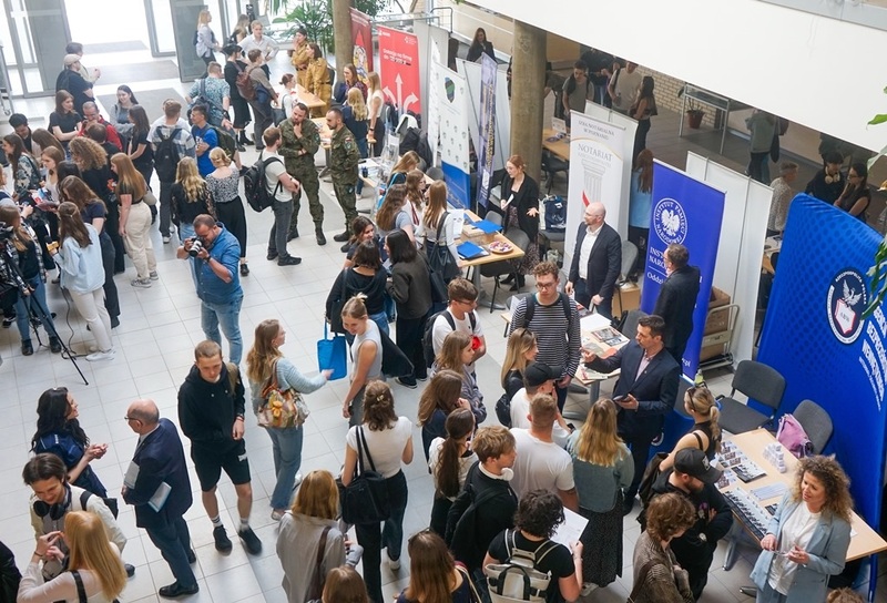 XII edycja „Dnia Praktyk i Staży na WNPiD UAM” – Poznań, 23 kwietnia 2025