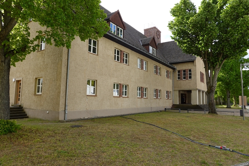 Budynek byłej komendantury FKL Ravensbrück. Fot. Tomasz Cieślak (IPN)