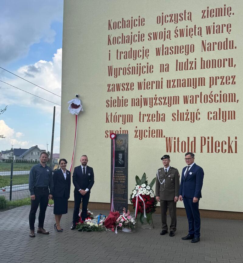 Uroczystość odsłonięcia pomnika rotmistrza Witolda Pileckiego – Gościeszowice, 21 maja 2025