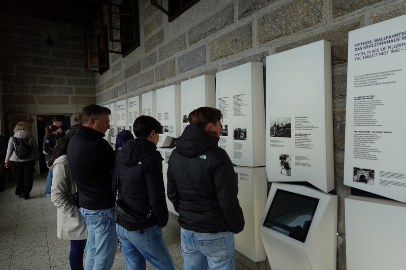 Wizyta w Kehlsteinhaus „Orlim gnieździe” w Niemczech. Fot. Tomasz Cieślak (IPN)