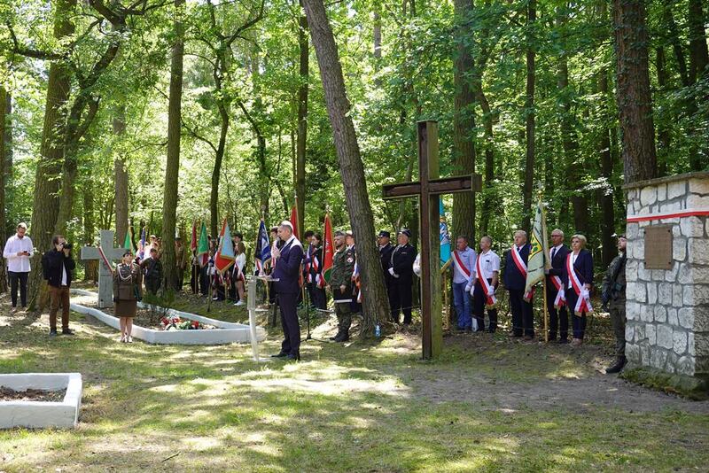 Uroczystości patriotyczne przy Kwaterze Siedmiu Grobów