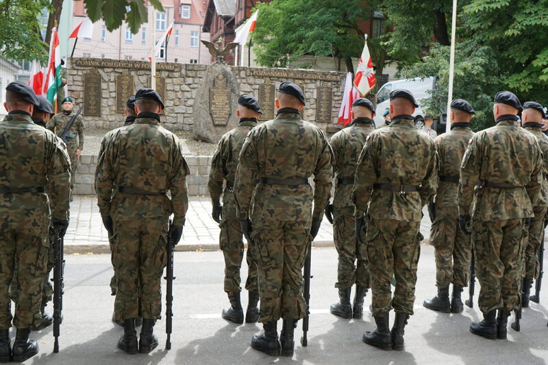 Uroczystość przy Pomniku Poległych w Powstaniu Poznańskim 28-30 Czerwca 1956 r. Fot. Wielkopolskie Muzeum Niepodległości