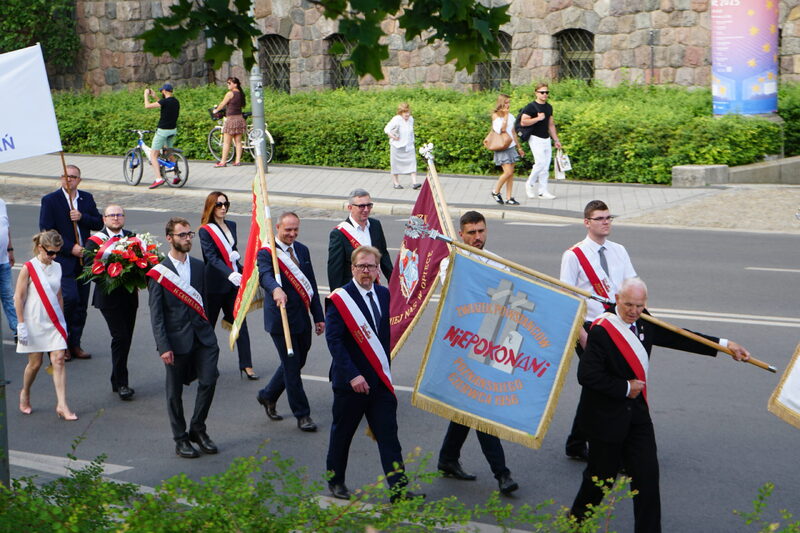 Uroczystość główna przy pomniku Poznańskiego Czerwca 1956. Fot. Wielkopolskie Muzeum Niepodległości