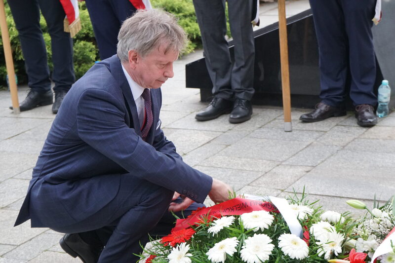 Uroczystość główna przy pomniku Poznańskiego Czerwca 1956. Fot. Wielkopolskie Muzeum Niepodległości