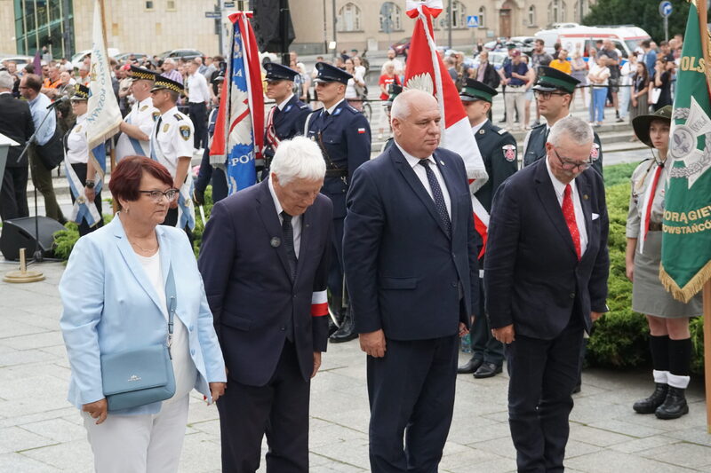 Uroczystość główna przy pomniku Poznańskiego Czerwca 1956. Fot. Wielkopolskie Muzeum Niepodległości