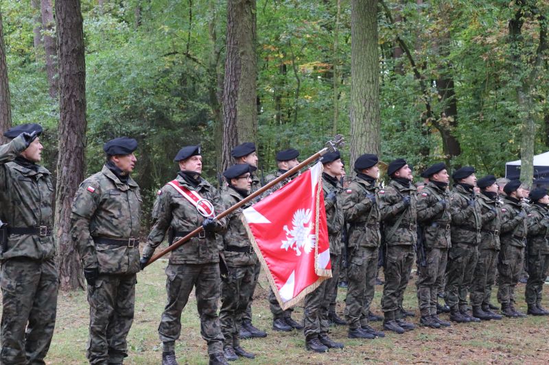 VII Marsz Pamięci w Lasach Palędzko-Zakrzewskich. Fot. Dawid Buczkowski (IPN)