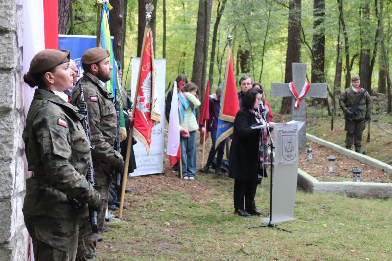 VII Marsz Pamięci w Lasach Palędzko-Zakrzewskich. Fot. Dawid Buczkowski (IPN)