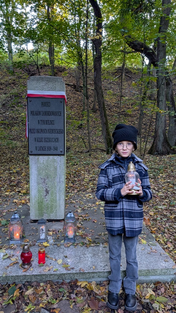 Lasek Dębiński, Wiktor Szmyl, Zespół Szkół im. Kryptologów Poznańskich w Luboniu, fot. Marcin Szmyl