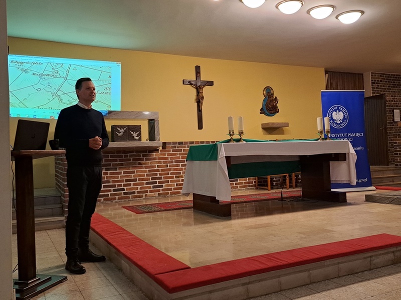 Promocja broszury popularnonaukowej. Fot. Konrad Białecki (IPN)