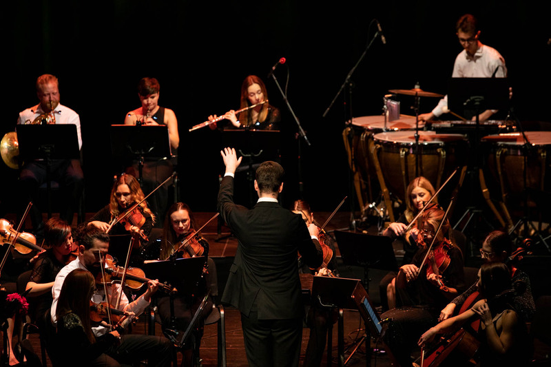 Koncert kolęd w wykonaniu Warszawskiej Orkiestry Sentymentalnej i Orkiestry Świętego Marcina. Fot. Jakub Krzyżanowski