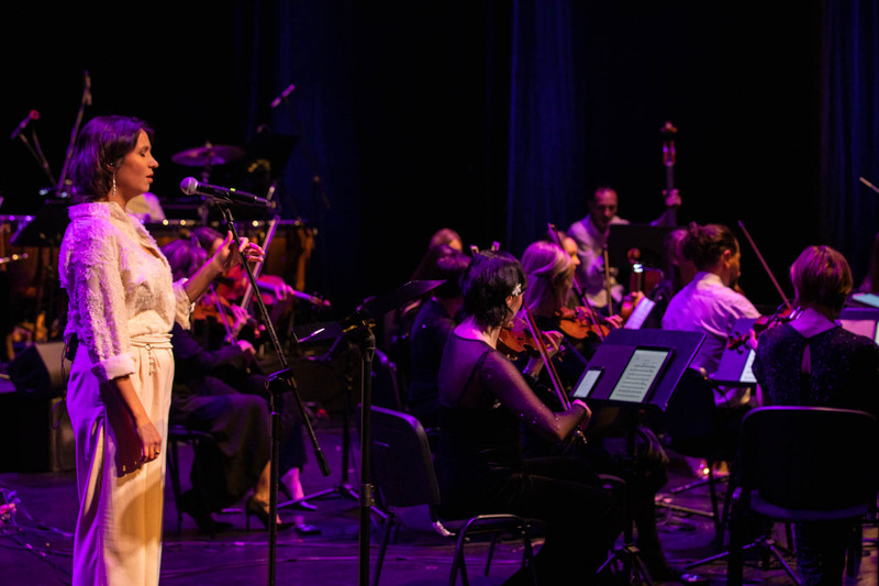 Koncert kolęd w wykonaniu Warszawskiej Orkiestry Sentymentalnej i Orkiestry Świętego Marcina. Fot. Jakub Krzyżanowski