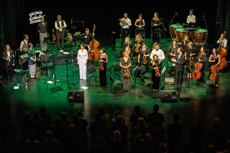 Koncert kolęd w wykonaniu Warszawskiej Orkiestry Sentymentalnej i Orkiestry Świętego Marcina. Fot. Jakub Krzyżanowski