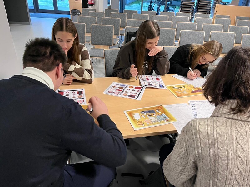 Warsztaty w ramach konkursu „Silni Polską!”. Fot. Adam Dohnal (IPN)