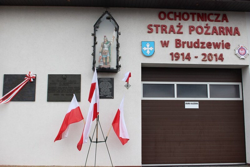 Uroczystość odsłonięcia tablicy upamiętniającej Stanisława i Karolinę Kaszyńskich. Fot. Marta Sankiewicz (IPN)