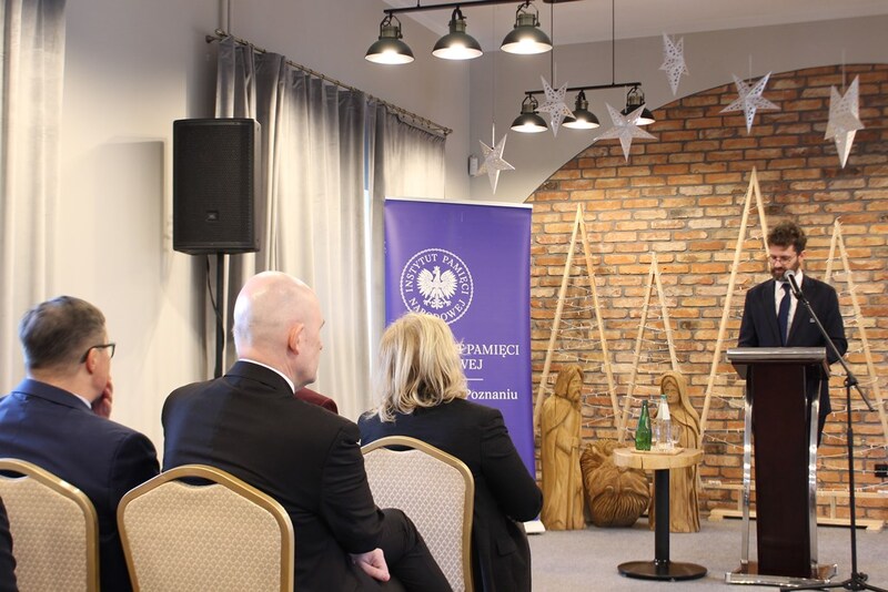 Uroczystość odsłonięcia tablicy upamiętniającej Stanisława i Karolinę Kaszyńskich. Fot. Marta Sankiewicz (IPN)