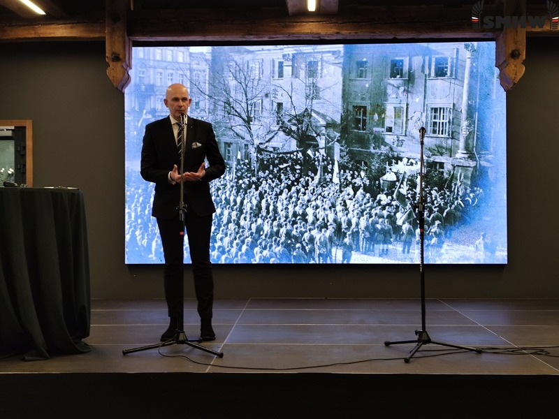 Przemówienie prof. UAM dr. hab. Rafała Reczka, dyrektora oddziału IPN w Poznaniu. Fot. Rozalia Kaczmarek