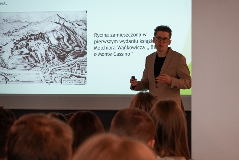 Warsztaty w ramach konkursu „Monte Cassino – Szlak Nadziei”. Fot. Hanna Kwaśny