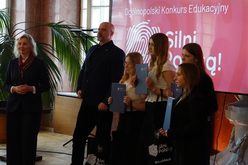 Gala regionalna konkursu „Silni Polską!”. Fot. Dawid Buczkowski (IPN)