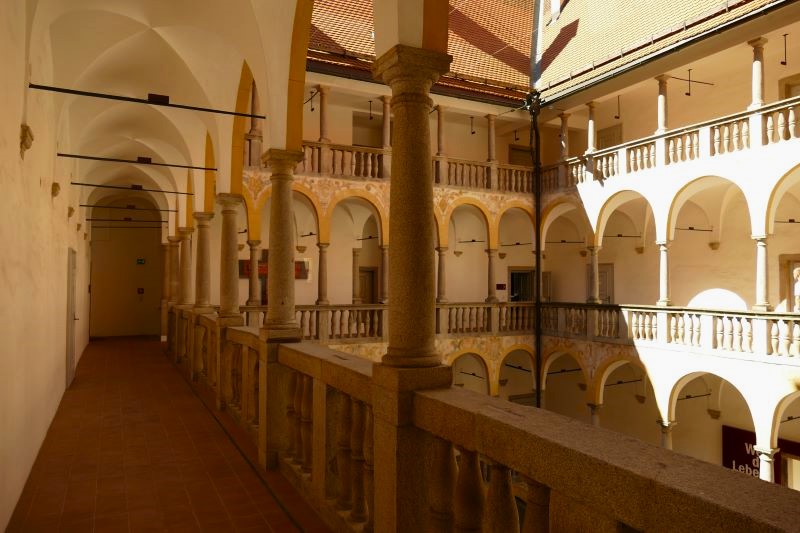 Wnętrze Zamku Hartheim. Fot. Tomasz Cieślak (IPN)