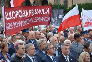 Uroczystość główna przy Pomniku Poznańskiego Czerwca '56. Fot. WUW