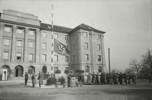 Gniezno, 1 kwietnia 1940 r. Uroczystość otwarcia szkoły policyjnej w Gnieźnie