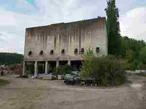 Pozostałości kruszarki w Gusen, stan na 2017 r. Fot. Stowarzyszenie Rodzin Polskich Ofiar Obozów Koncentracyjnych