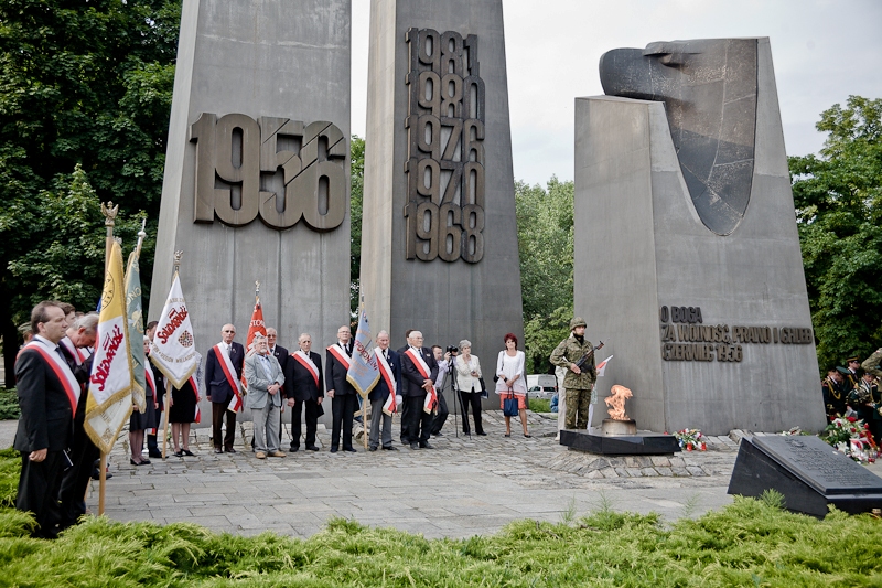 Uroczystość patriotyczna pod Krzyżami