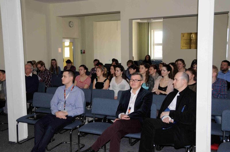 Studenci programu Erasmus w siedzibie poznańskiego IPN 