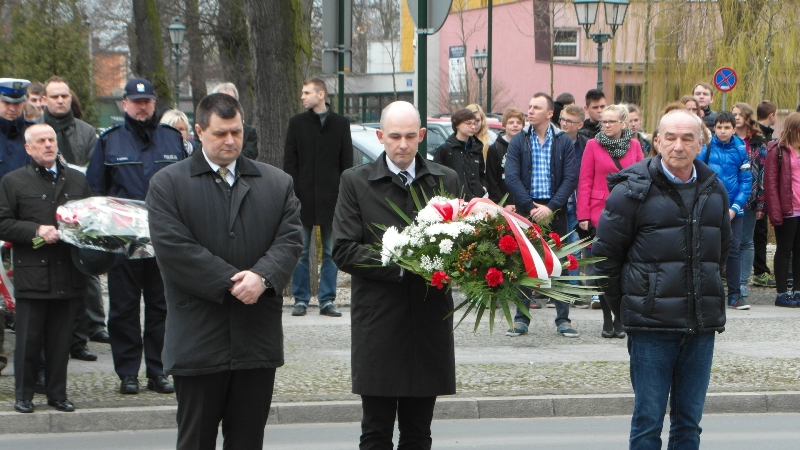 Uroczystości przy Pomniku Wdzięczności