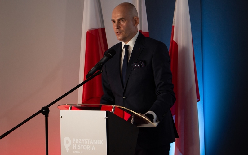 Uroczystość prowadził dyrektor poznańskiego oddziału IPN dr hab. Rafał Reczek