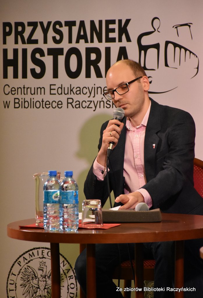 Dyskusja wokół książki „Referendum z 30 czerwca 1946 roku w województwie poznańskim w dokumentach UB. Wybór źródeł” w CE IPN „Przystanek Historia” w Bibliotece Raczyńskich. A voce Tomasz Cieślak 