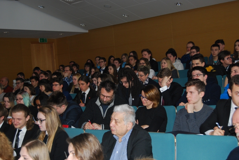 Wielkopolski Finał Turnieju Debat Oksfordzkich „Zrozumieć historię – młodzież debatuje” 